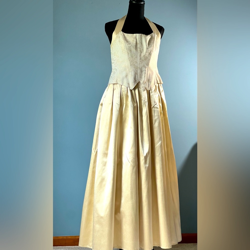Betsy and Adam beautiful champagne/gold halter top gown. Size 10